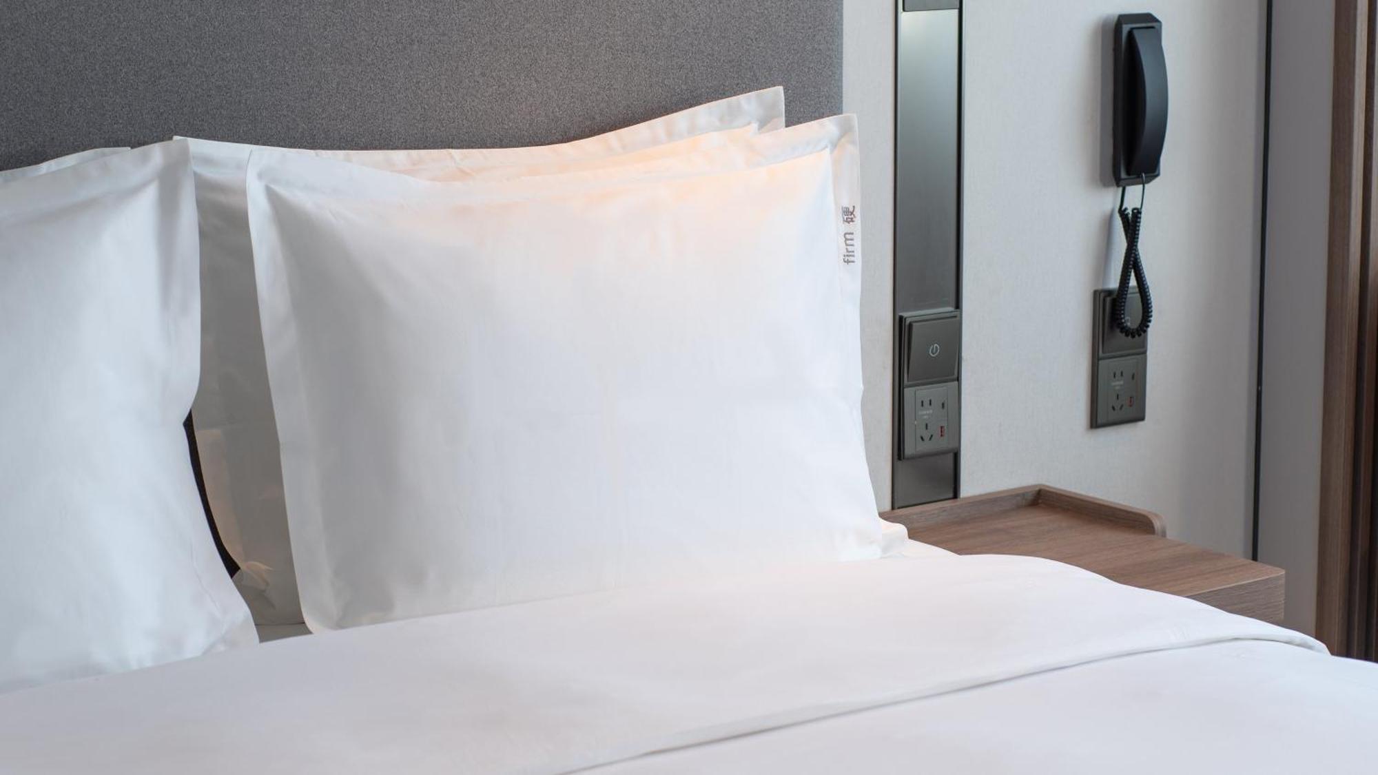 Holiday Inn Express Qingdao Shibei By Ihg Exteriör bild