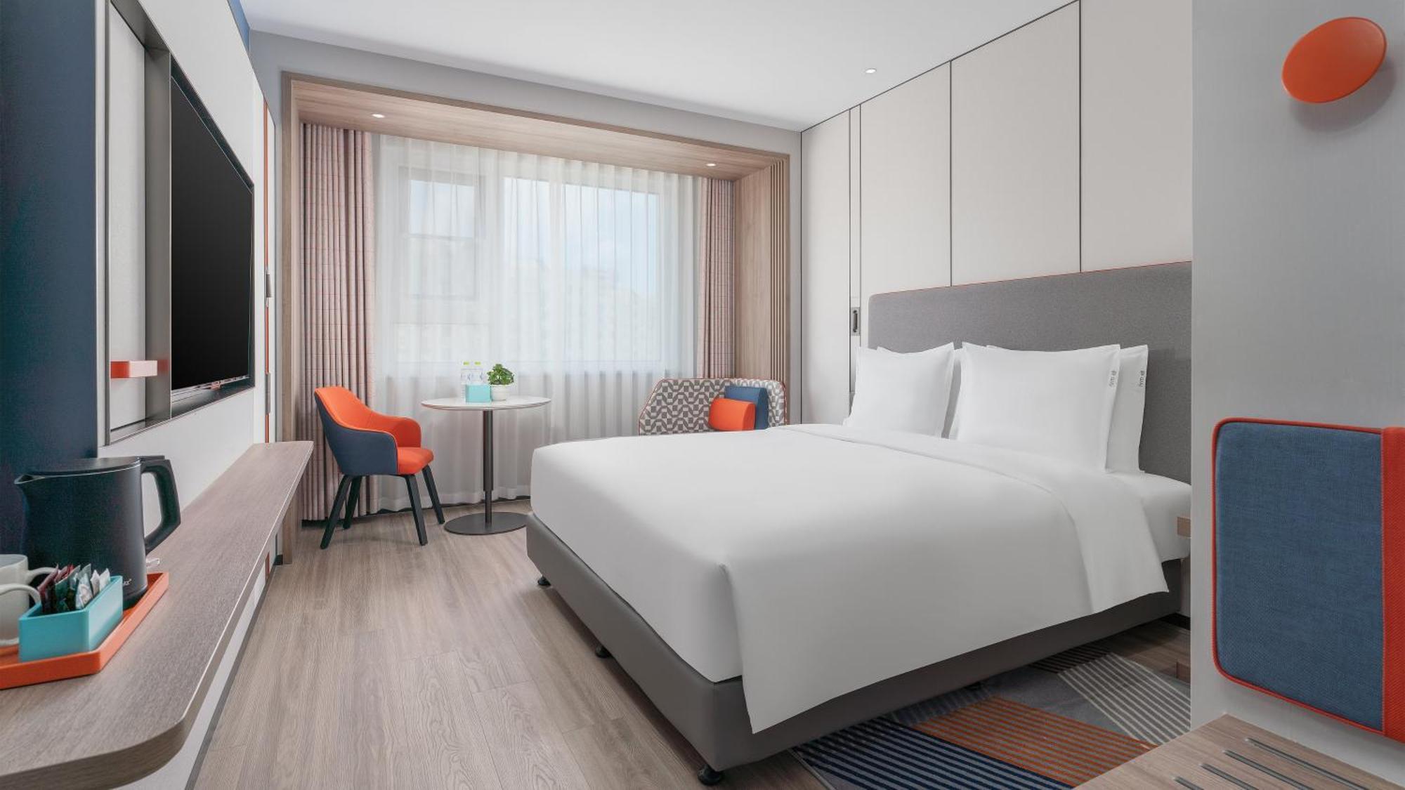 Holiday Inn Express Qingdao Shibei By Ihg Exteriör bild