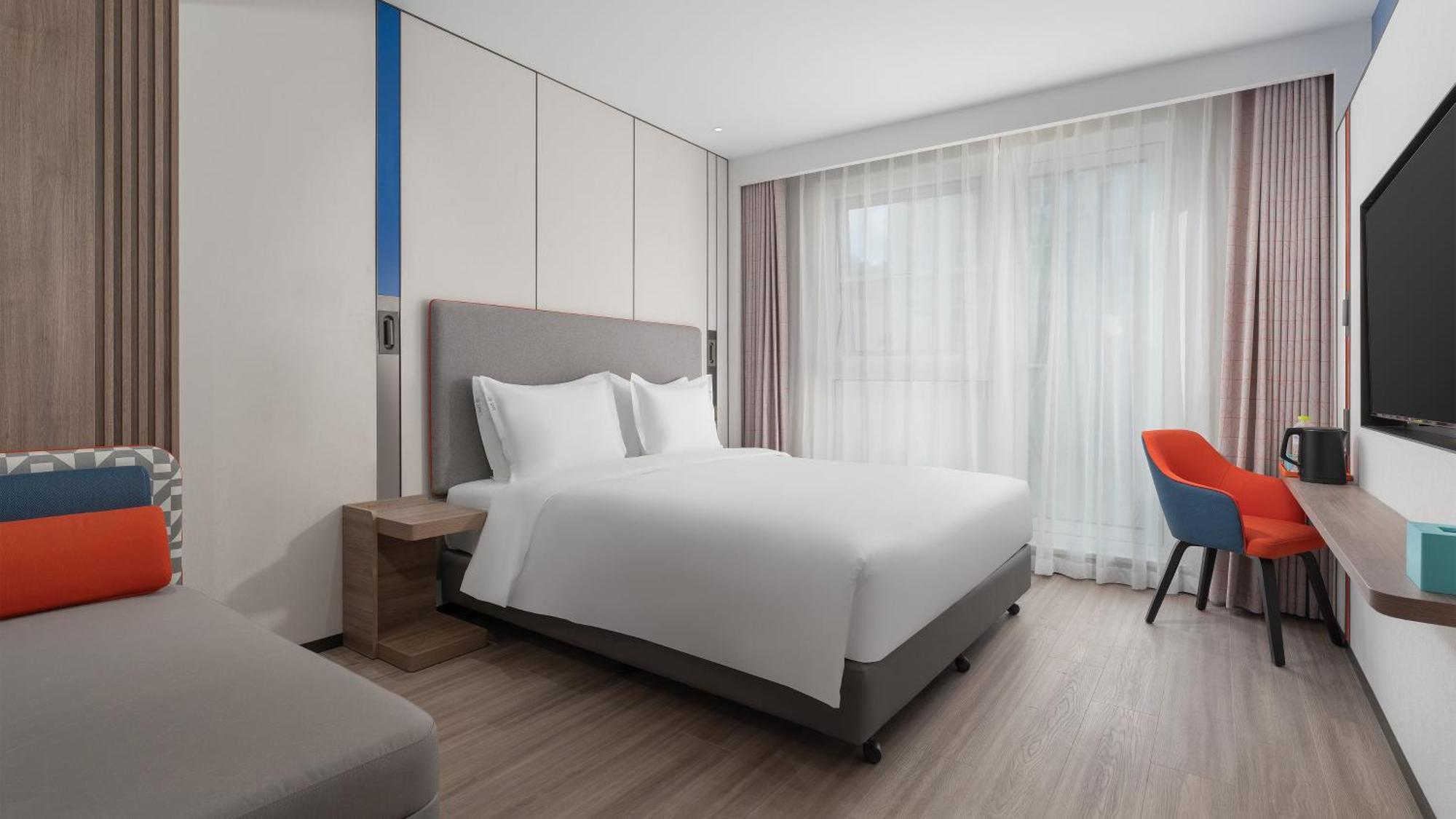 Holiday Inn Express Qingdao Shibei By Ihg Exteriör bild