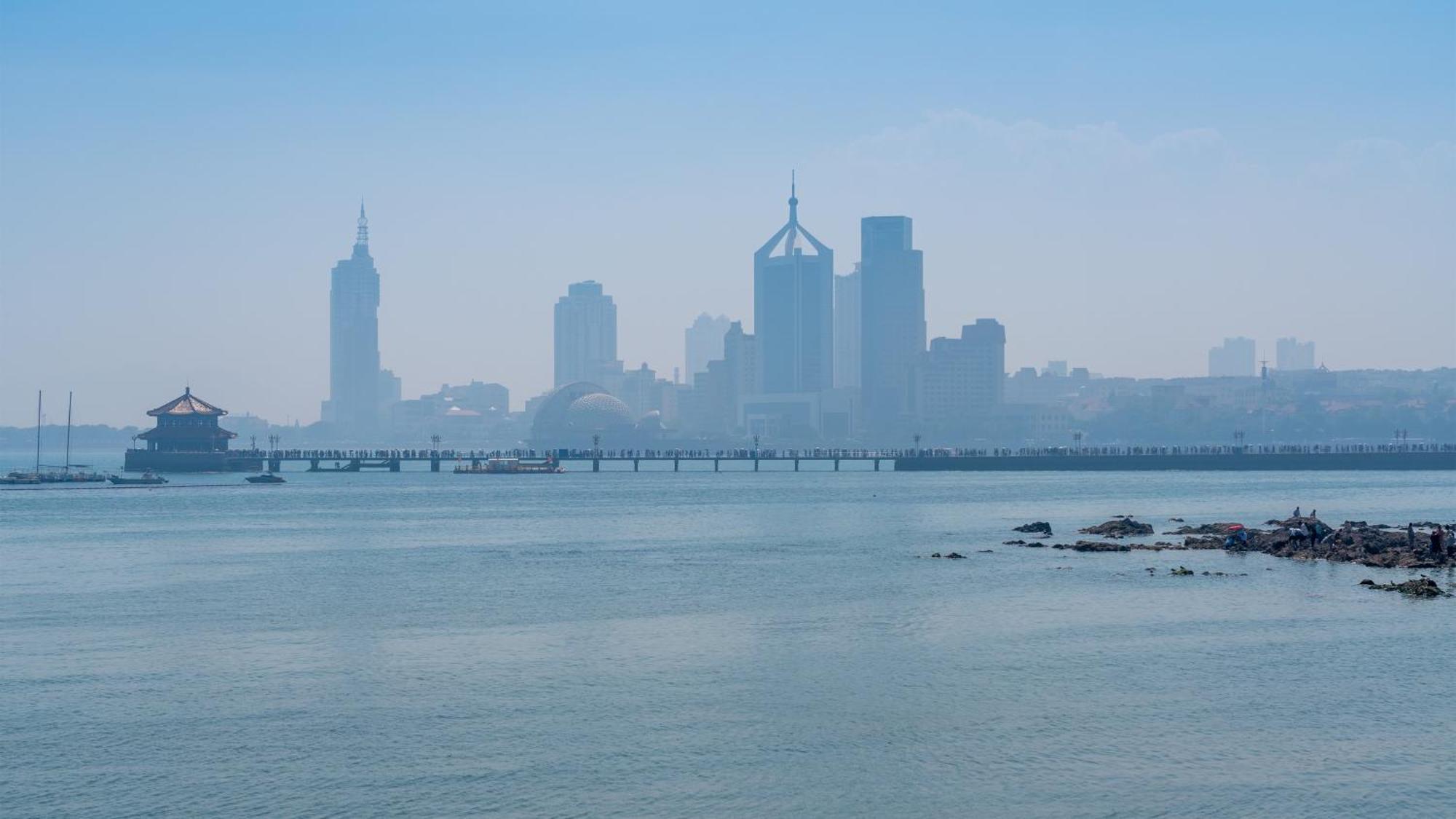 Holiday Inn Express Qingdao Shibei By Ihg Exteriör bild