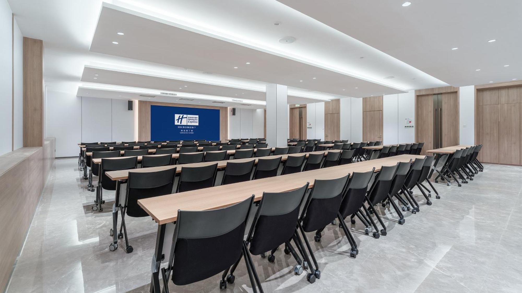 Holiday Inn Express Qingdao Shibei By Ihg Exteriör bild