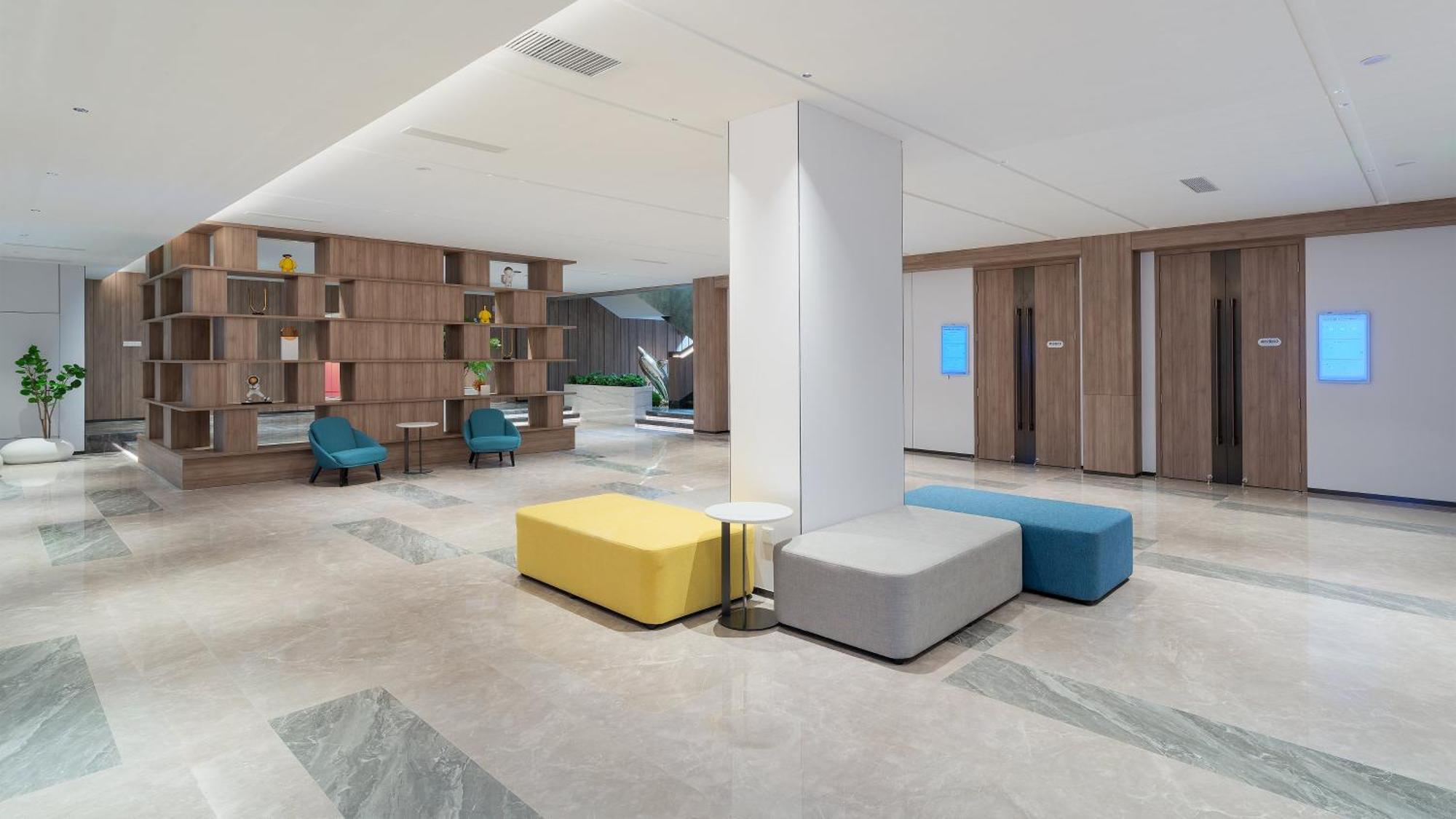 Holiday Inn Express Qingdao Shibei By Ihg Exteriör bild