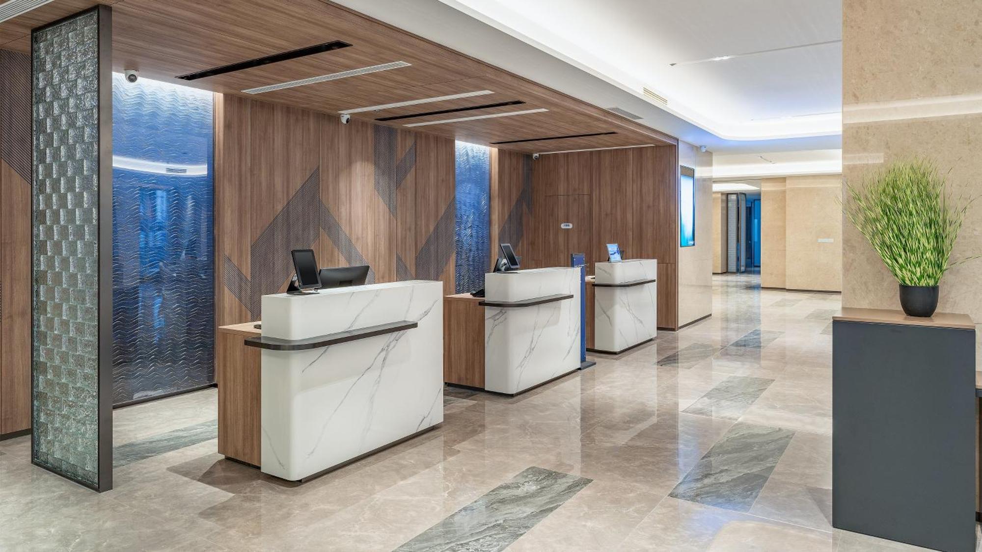 Holiday Inn Express Qingdao Shibei By Ihg Exteriör bild