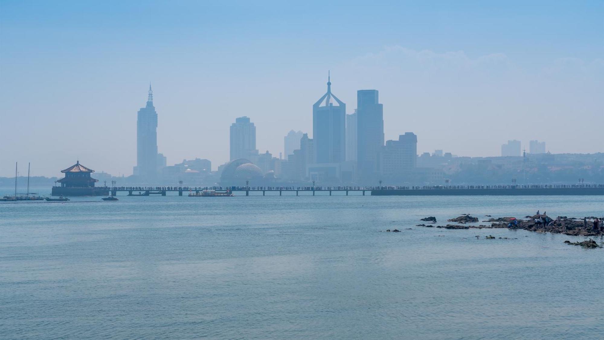 Holiday Inn Express Qingdao Shibei By Ihg Exteriör bild
